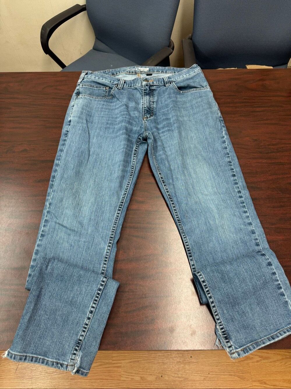 Carhartt Mens Rugged Flex Relaxed Fit Low Rise 5-Pocket Tapered Jean Size 34x32